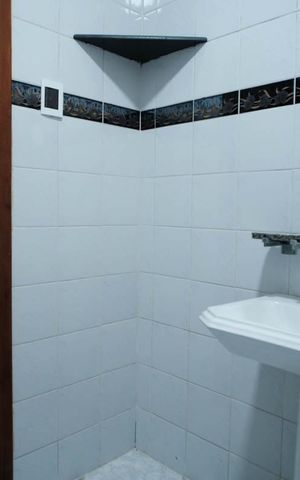 Casa para alugar com 100m², 2 quartos e sem vagaBanheiro