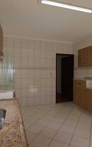 Apartamento à venda com 84m², 3 quartos e 2 vagasCozinha