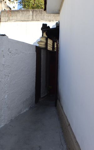 Casa à venda com 176m², 2 quartos e 2 vagas Casa à venda com 176m², 2 quartos e 2 vagasQuintal