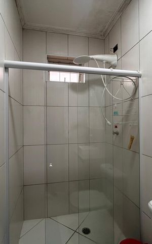 Casa à venda com 180m², 4 quartos e 2 vagas Casa à venda com 180m², 4 quartos e 2 vagasBanheiro 1 - Casa 1