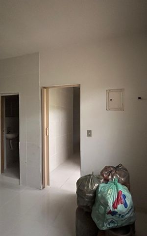 Casa à venda com 180m², 4 quartos e 2 vagas Casa à venda com 180m², 4 quartos e 2 vagasSala - Casa 2