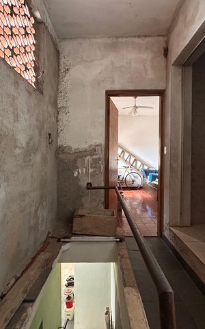 Casa à venda com 180m², 4 quartos e 2 vagas Casa à venda com 180m², 4 quartos e 2 vagasEntrada casa 2