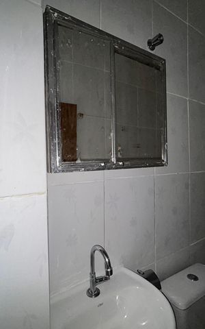 Casa à venda com 180m², 4 quartos e 2 vagas Casa à venda com 180m², 4 quartos e 2 vagasBanheiro 2 - Casa 2