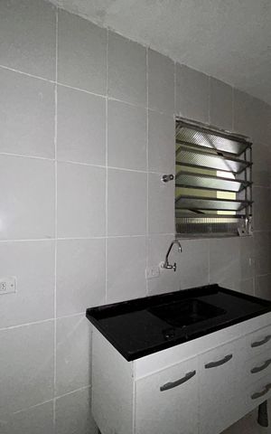 Casa à venda com 180m², 4 quartos e 2 vagas Casa à venda com 180m², 4 quartos e 2 vagasCozinha - Casa 2