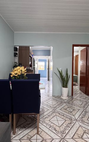 Casa à venda com 78m², 2 quartos e 2 vagas Casa à venda com 78m², 2 quartos e 2 vagasSala