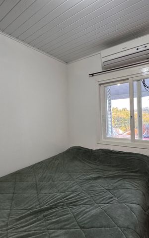 Casa à venda com 78m², 2 quartos e 2 vagas Casa à venda com 78m², 2 quartos e 2 vagasQuarto 1