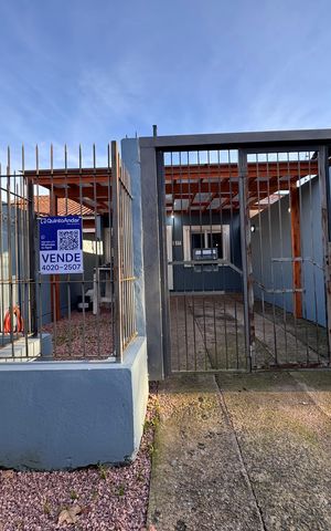 Casa à venda com 78m², 2 quartos e 2 vagas Casa à venda com 78m², 2 quartos e 2 vagasPlaquinha fachada