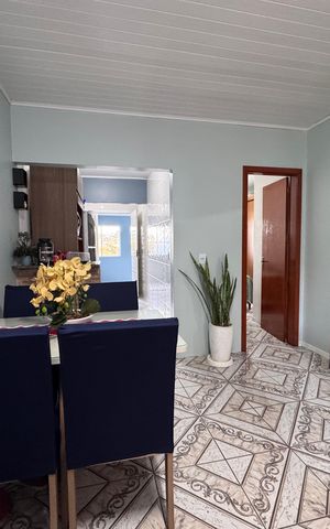Casa à venda com 78m², 2 quartos e 2 vagas Casa à venda com 78m², 2 quartos e 2 vagasSala
