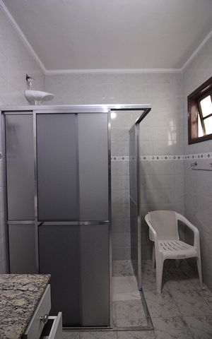 Casa à venda com 83m², 2 quartos e 2 vagasBanheiro Social