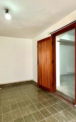 Casa para alugar com 189m², 2 quartos e 2 vagas Casa para alugar com 189m², 2 quartos e 2 vagasEdícula