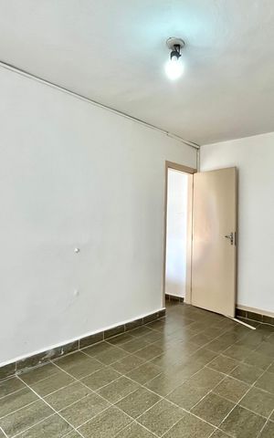 Casa para alugar com 189m², 2 quartos e 2 vagas Casa para alugar com 189m², 2 quartos e 2 vagasEdícula