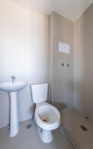 Apartamento à venda com 289m², 4 quartos e 4 vagasBanheiro de Serviço