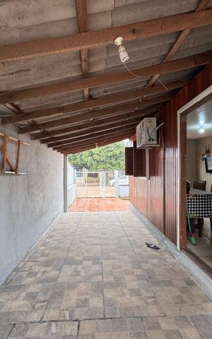 Casa à venda com 80m², 2 quartos e 3 vagas Casa à venda com 80m², 2 quartos e 3 vagasÁrea comum