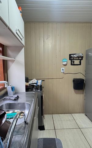 Casa à venda com 80m², 2 quartos e 3 vagas Casa à venda com 80m², 2 quartos e 3 vagasCozinha
