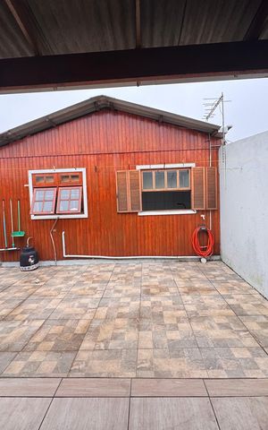 Casa à venda com 80m², 2 quartos e 3 vagas Casa à venda com 80m², 2 quartos e 3 vagasÁrea comum