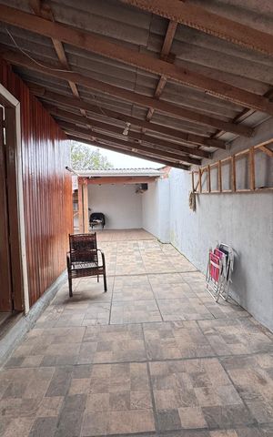 Casa à venda com 80m², 2 quartos e 3 vagas Casa à venda com 80m², 2 quartos e 3 vagasÁrea comum