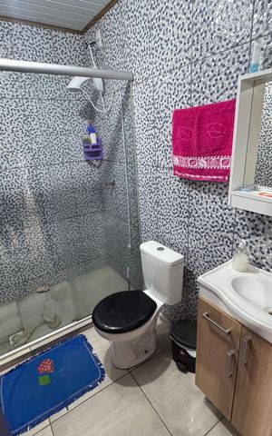 Casa à venda com 80m², 2 quartos e 3 vagas Casa à venda com 80m², 2 quartos e 3 vagasBanheiro