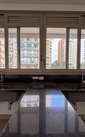Apartamento à venda com 632m², 4 quartos e 7 vagas Apartamento à venda com 632m², 4 quartos e 7 vagasCozinha