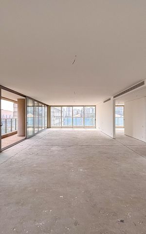 Apartamento à venda com 632m², 4 quartos e 7 vagas Apartamento à venda com 632m², 4 quartos e 7 vagasSala