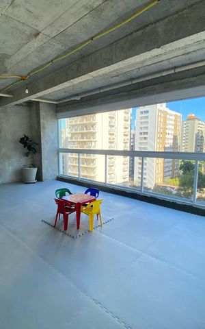 Apartamento à venda com 280m², 4 quartos e 2 vagas Apartamento à venda com 280m², 4 quartos e 2 vagasVaranda da Sala