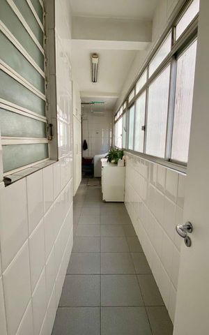 Apartamento à venda com 280m², 4 quartos e 2 vagas Apartamento à venda com 280m², 4 quartos e 2 vagasLavanderia