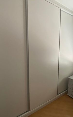 Apartamento à venda com 280m², 4 quartos e 2 vagas Apartamento à venda com 280m², 4 quartos e 2 vagasEscritório