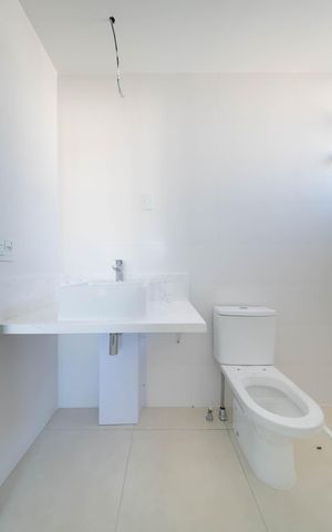Apartamento à venda com 142m², 3 quartos e 2 vagasBanheiro da Suíte 2