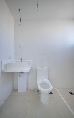 Apartamento à venda com 142m², 3 quartos e 2 vagasBanheiro da Suíte 1