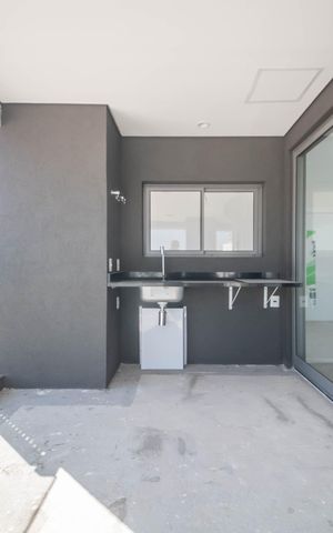 Apartamento à venda com 142m², 3 quartos e 2 vagasVaranda