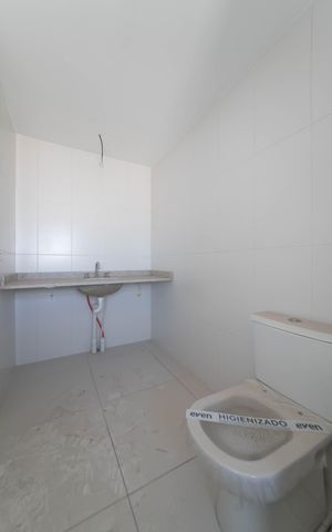 Apartamento à venda com 152m², 3 quartos e 2 vagasBanheiro da Suíte 1