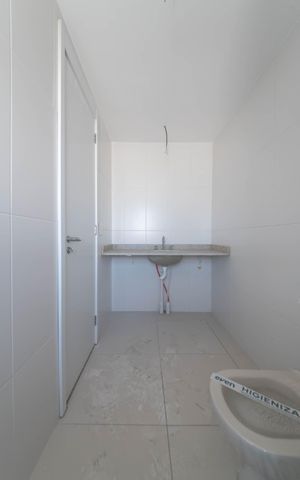 Apartamento à venda com 152m², 3 quartos e 2 vagasBanheiro da Suíte 1