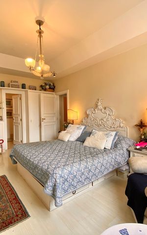Apartamento à venda com 647m², 6 quartos e 3 vagas Apartamento à venda com 647m², 6 quartos e 3 vagasSuite