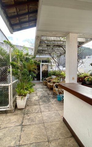 Apartamento à venda com 647m², 6 quartos e 3 vagas Apartamento à venda com 647m², 6 quartos e 3 vagasÁrea Externa