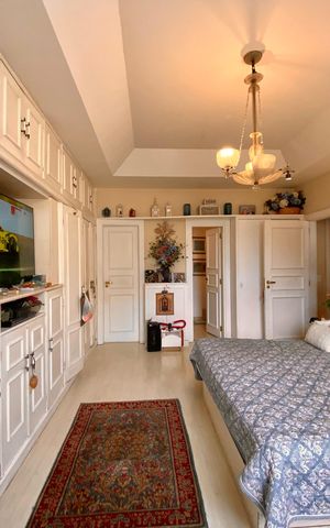 Apartamento à venda com 647m², 6 quartos e 3 vagas Apartamento à venda com 647m², 6 quartos e 3 vagasSuite