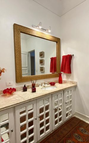 Apartamento à venda com 647m², 6 quartos e 3 vagas Apartamento à venda com 647m², 6 quartos e 3 vagasBanheiro social 3