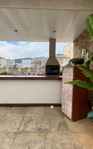 Apartamento à venda com 647m², 6 quartos e 3 vagas Apartamento à venda com 647m², 6 quartos e 3 vagasÁrea Externa