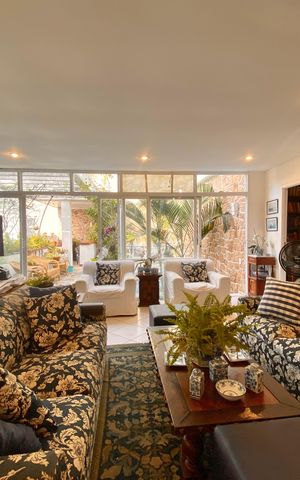 Apartamento à venda com 647m², 6 quartos e 3 vagas Apartamento à venda com 647m², 6 quartos e 3 vagasEscritório