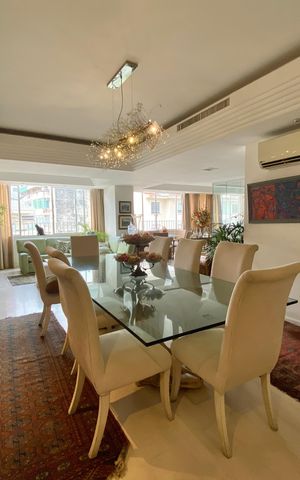 Apartamento à venda com 647m², 6 quartos e 3 vagas Apartamento à venda com 647m², 6 quartos e 3 vagasSala