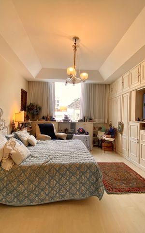 Apartamento à venda com 647m², 6 quartos e 3 vagas Apartamento à venda com 647m², 6 quartos e 3 vagasSuite