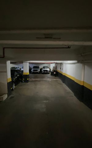 Apartamento à venda com 647m², 6 quartos e 3 vagas Apartamento à venda com 647m², 6 quartos e 3 vagasGaragem