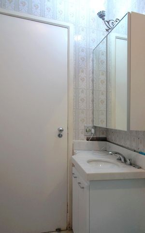 Apartamento à venda com 200m², 4 quartos e 2 vagasBanheiro da Suíte
