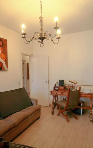 Apartamento à venda com 200m², 4 quartos e 2 vagasQuarto 2