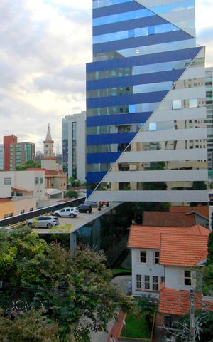 Apartamento à venda com 200m², 4 quartos e 2 vagasVista da Suite