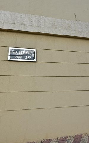 Apartamento para alugar com 118m², 4 quartos e 1 vaga Apartamento para alugar com 118m², 4 quartos e 1 vagaFachada