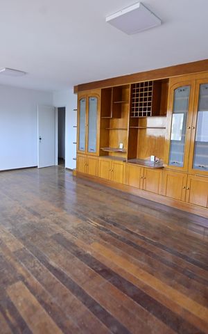 Apartamento para alugar com 118m², 4 quartos e 1 vaga Apartamento para alugar com 118m², 4 quartos e 1 vagaSala