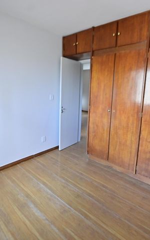 Apartamento para alugar com 118m², 4 quartos e 1 vaga Apartamento para alugar com 118m², 4 quartos e 1 vagaQuarto 2