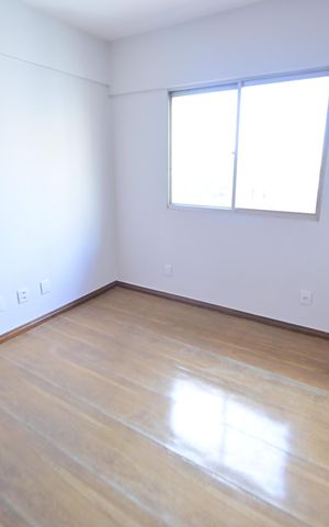 Apartamento para alugar com 118m², 4 quartos e 1 vaga Apartamento para alugar com 118m², 4 quartos e 1 vagaQuarto 2