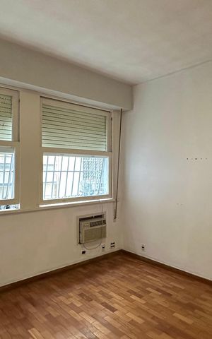 Apartamento à venda com 267m², 4 quartos e 1 vaga Apartamento à venda com 267m², 4 quartos e 1 vagaSuíte