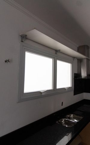 Apartamento à venda com 200m², 3 quartos e 2 vagasCozinha