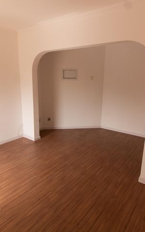 Apartamento à venda com 200m², 3 quartos e 2 vagasSuíte